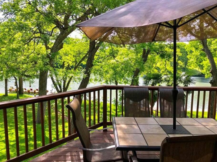 The River Haven - Sleeps 32 - On Guadalupe River Seguin Ngoại thất bức ảnh